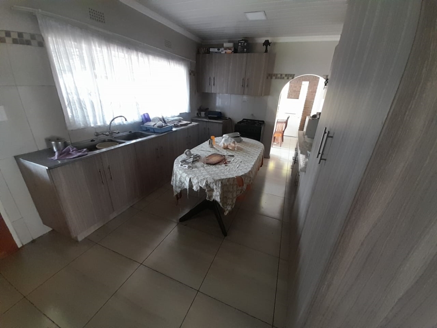 4 Bedroom Property for Sale in Oos Einde North West